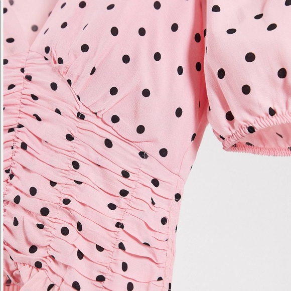 Stradivarius v neck blouse pink with dots - Picture 3 of 3